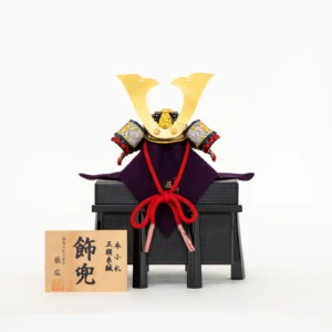 Tatsuhiro Chuguwa Kabuto Helmet Display (Medium Crescent Crest)