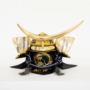Yukanjo Kabuto Helmet Display (Black)